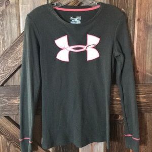 Under Armour top